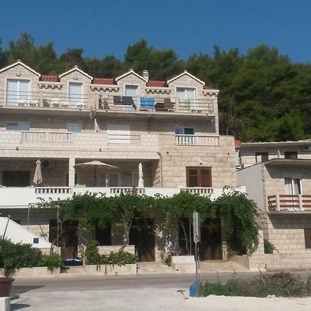 Apartmani Ina Povlja  Luaran gambar